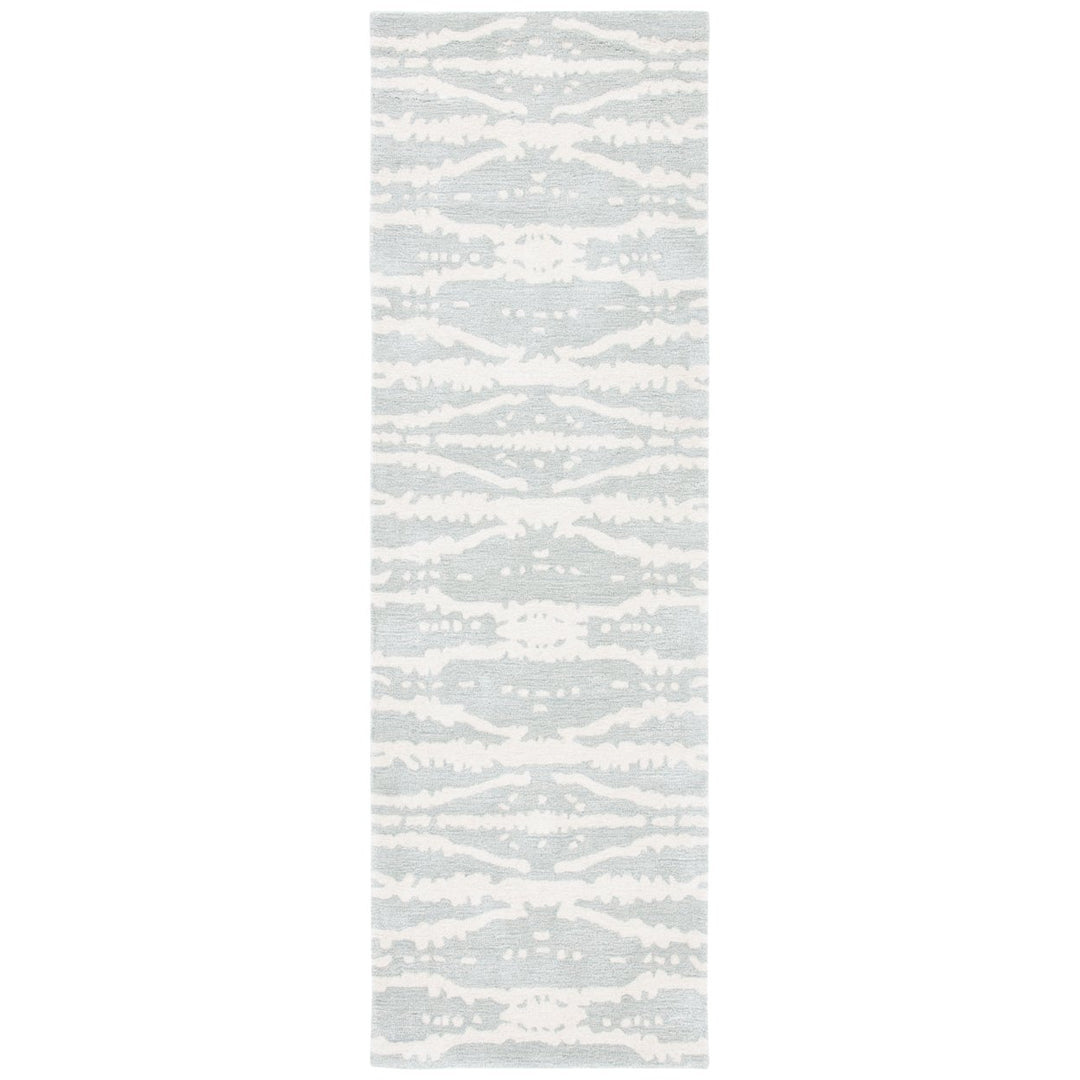 SAFAVIEH Soho SOH656G Handmade Light Grey / Ivory Rug Image 1