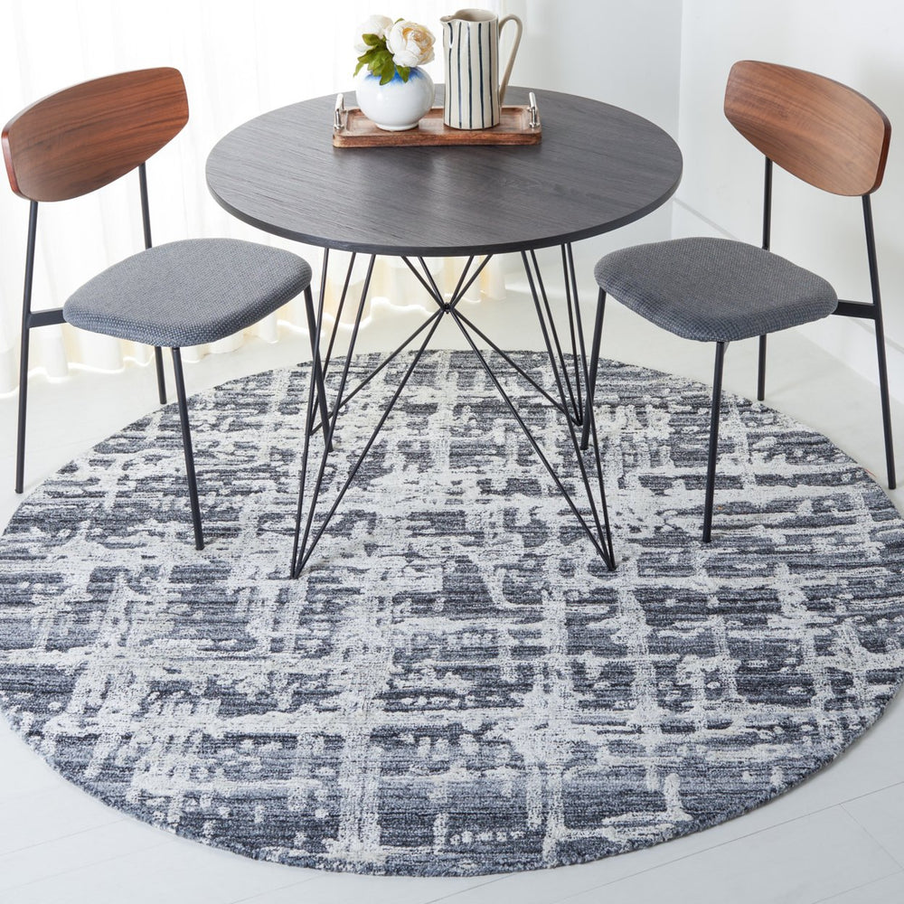 SAFAVIEH Soho Collection SOH657F Handmade Grey/Ivory Rug Image 2