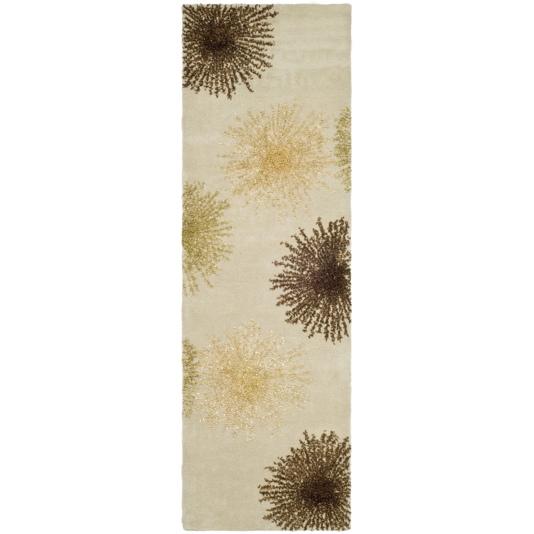 SAFAVIEH SOH712A Soho Beige Image 3