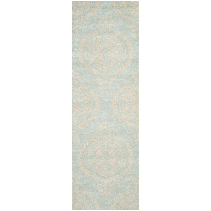 SAFAVIEH Soho Collection SOH703A Handmade Blue/Beige Rug Image 1