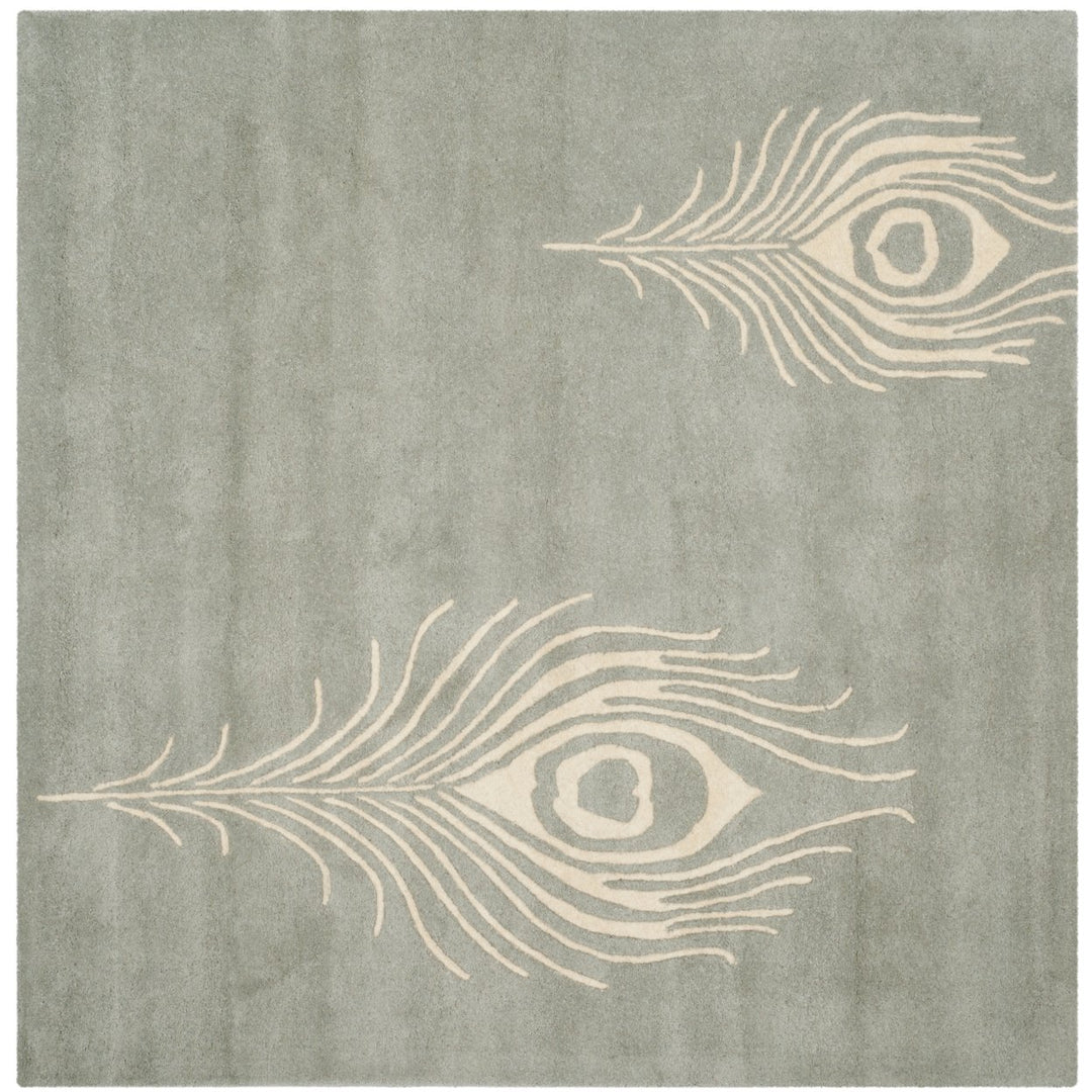 SAFAVIEH Soho Collection SOH704C Handmade Grey/Ivory Rug Image 1