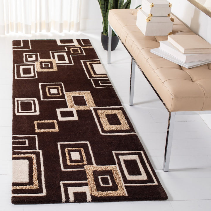 SAFAVIEH Soho SOH711B Handmade Brown / Beige Rug Image 3