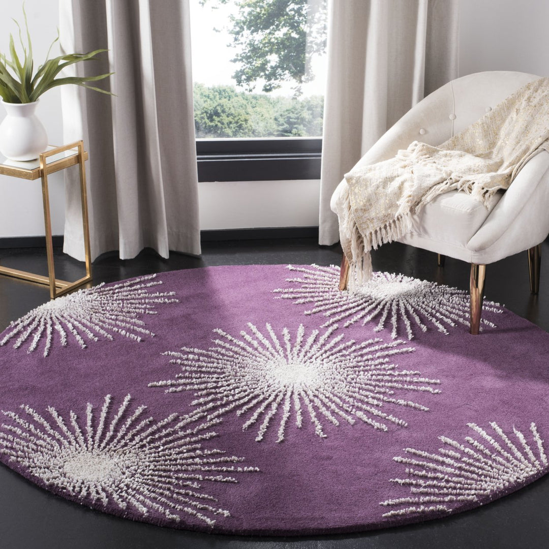 SAFAVIEH Soho SOH712P Handmade Purple / Ivory Rug Image 2