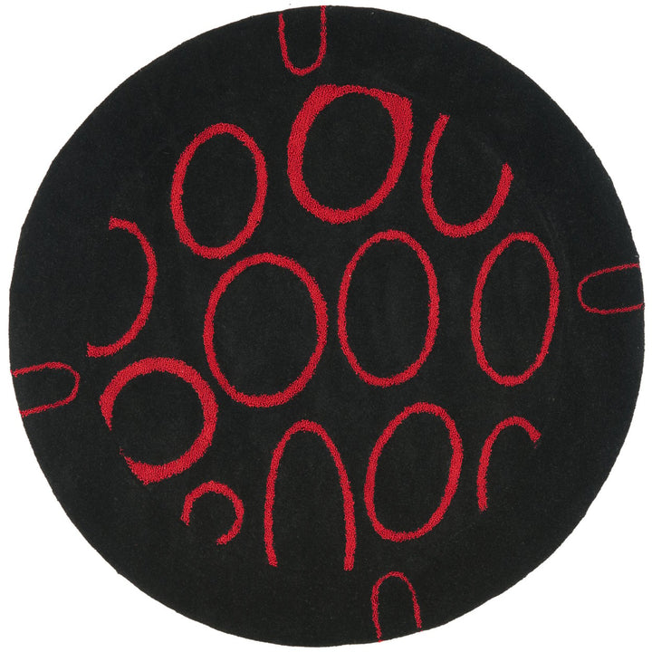 SAFAVIEH Soho Collection SOH714B Handmade Black / Red Rug Image 1