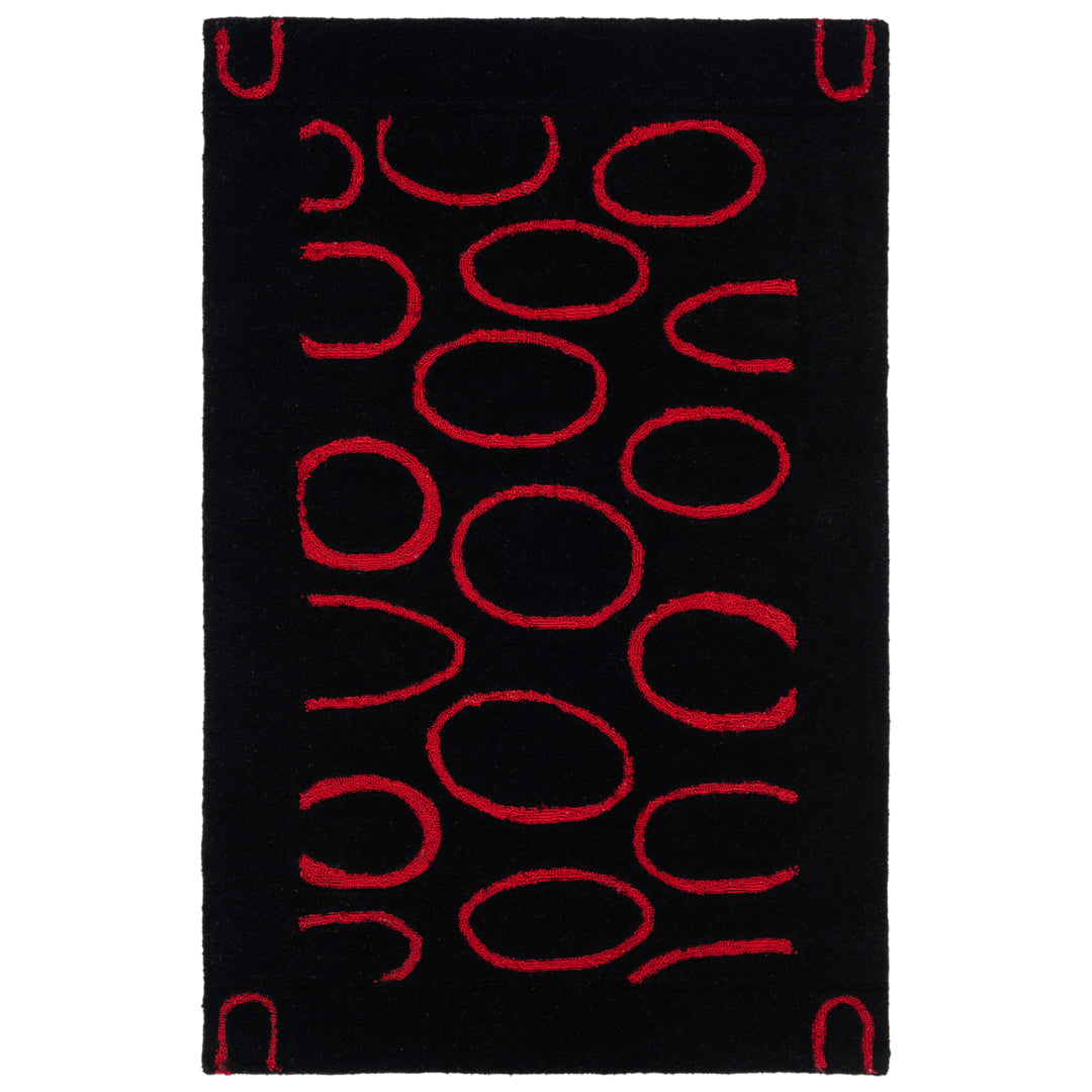SAFAVIEH Soho Collection SOH714B Handmade Black / Red Rug Image 7