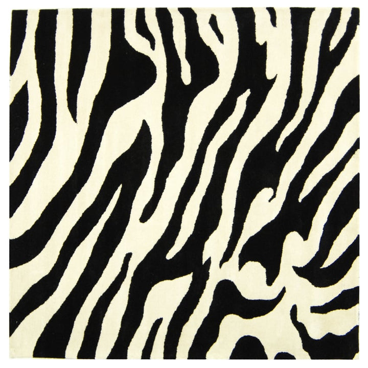 SAFAVIEH Soho SOH717A Handmade White / Black Rug Image 1