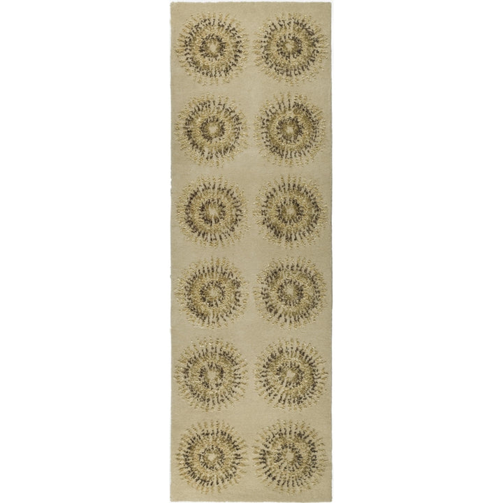 SAFAVIEH Soho Collection SOH719A Handmade Beige/Gold Rug Image 4