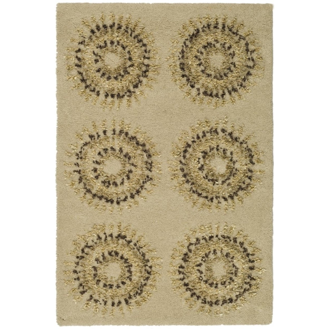 SAFAVIEH Soho Collection SOH719A Handmade Beige/Gold Rug Image 7