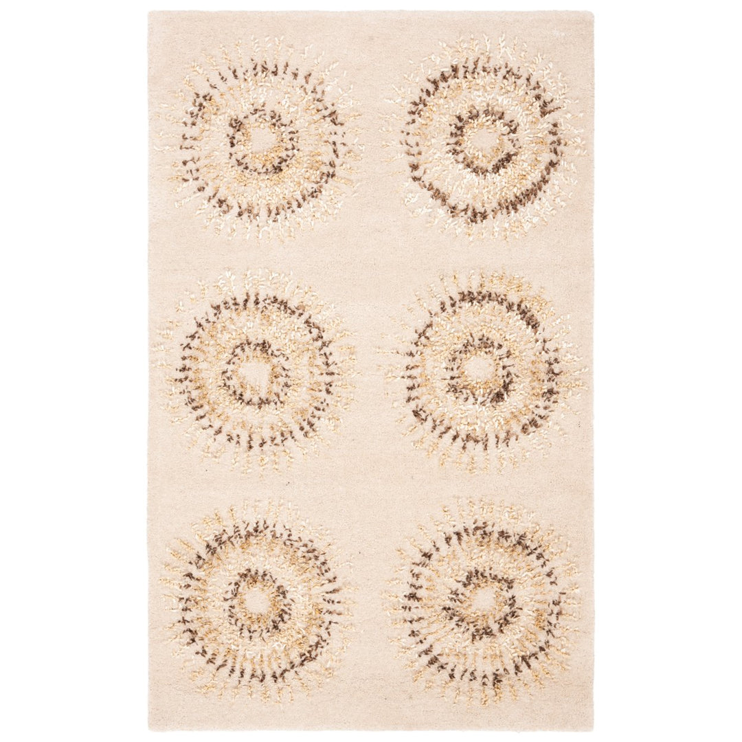 SAFAVIEH Soho Collection SOH719A Handmade Beige/Gold Rug Image 8