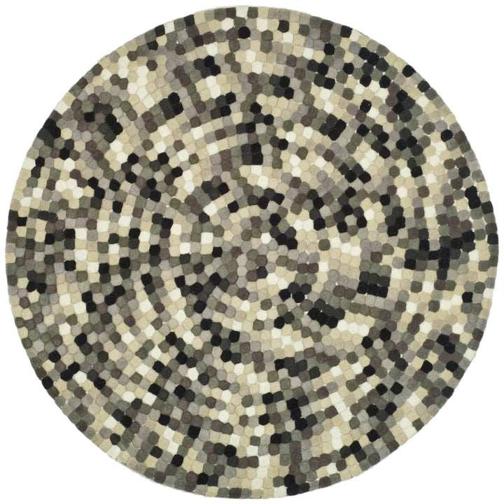 SAFAVIEH Soho Collection SOH723A Handmade Ivory/Grey Rug Image 1