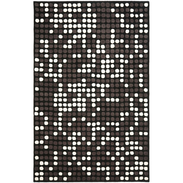 SAFAVIEH Soho SOH726A Handmade Black / White Rug Image 1