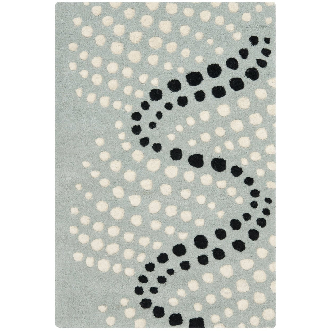 SAFAVIEH Soho Collection SOH727C Handmade Grey/Ivory Rug Image 1