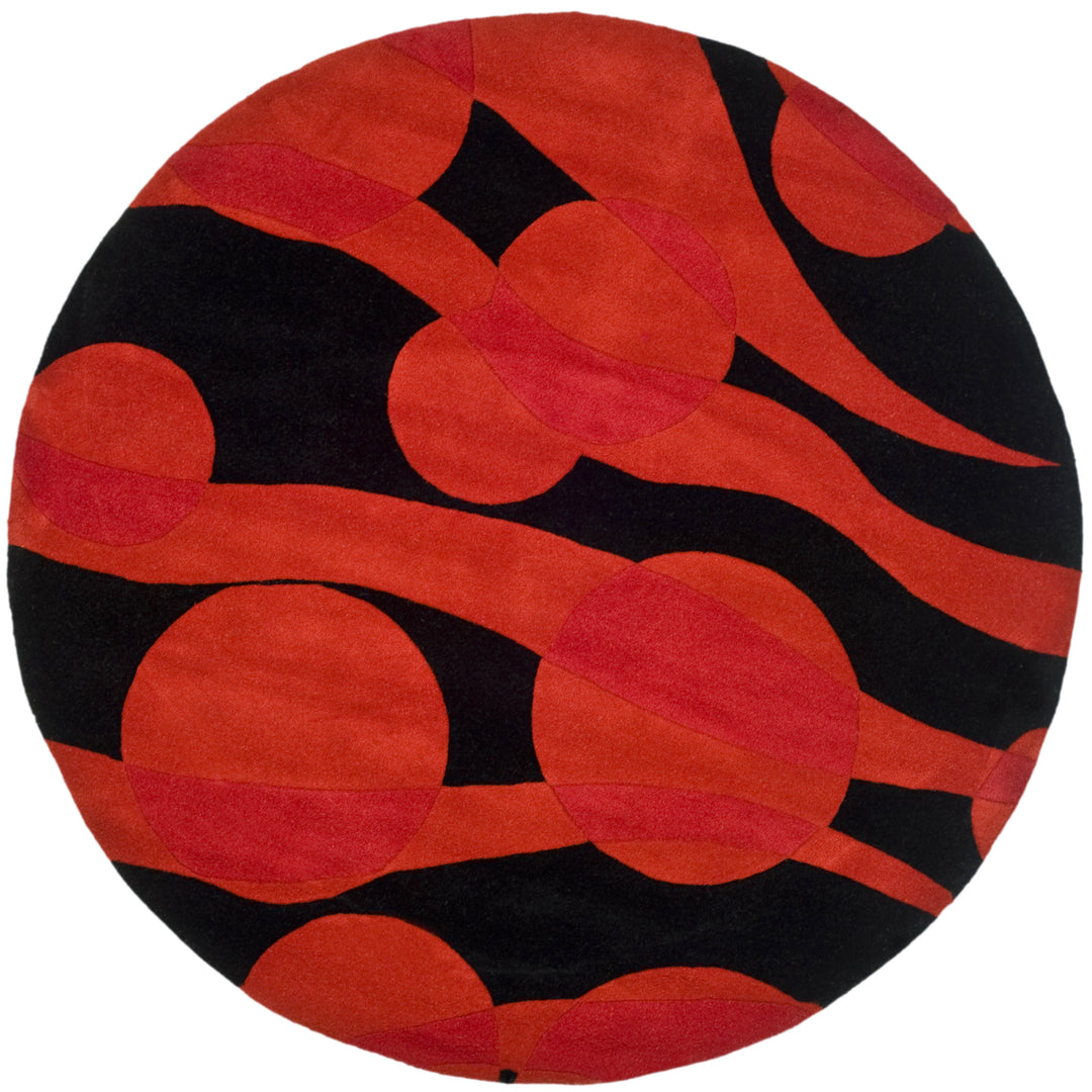 SAFAVIEH Soho Collection SOH755A Handmade Black / Red Rug Image 4