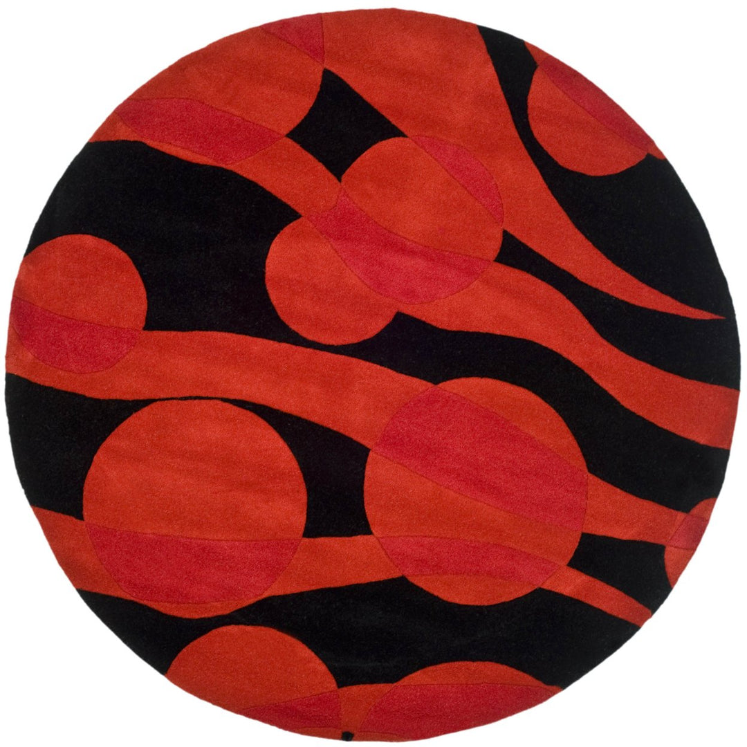 SAFAVIEH Soho Collection SOH755A Handmade Black / Red Rug Image 1