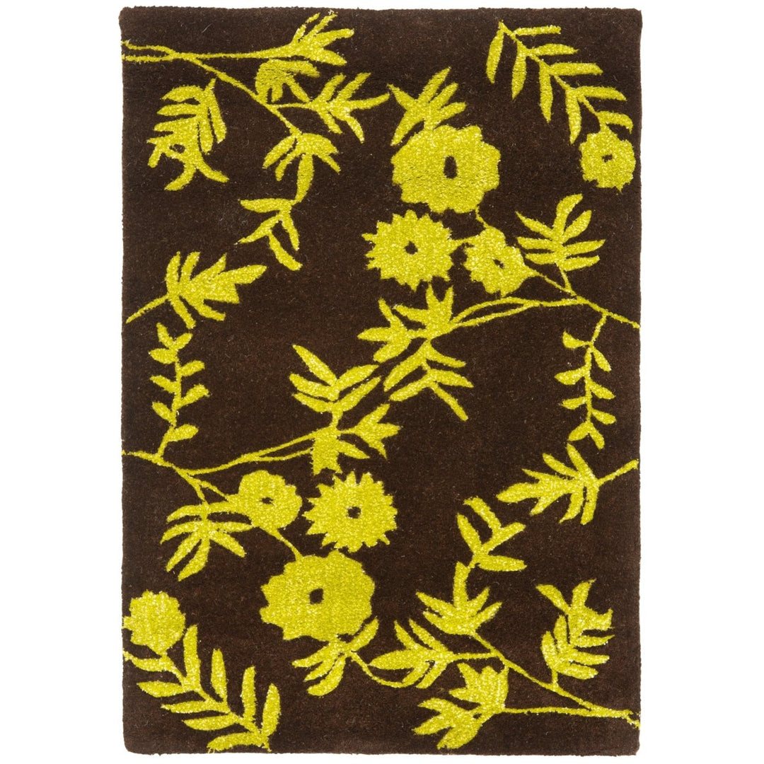 SAFAVIEH Soho SOH774A Handmade Brown / Green Rug Image 1