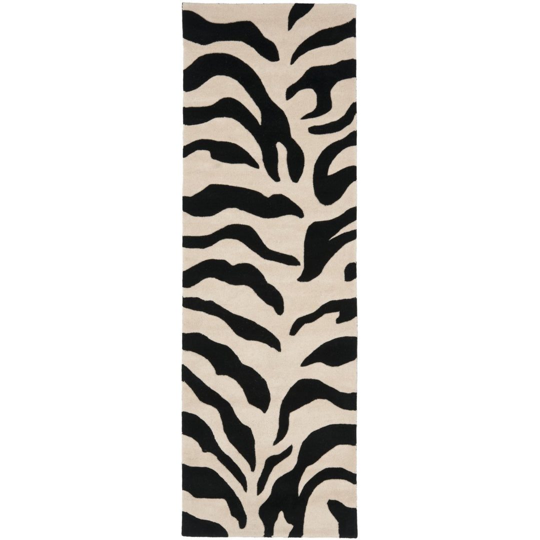 SAFAVIEH Soho SOH784A Handmade Beige / Black Rug Image 1