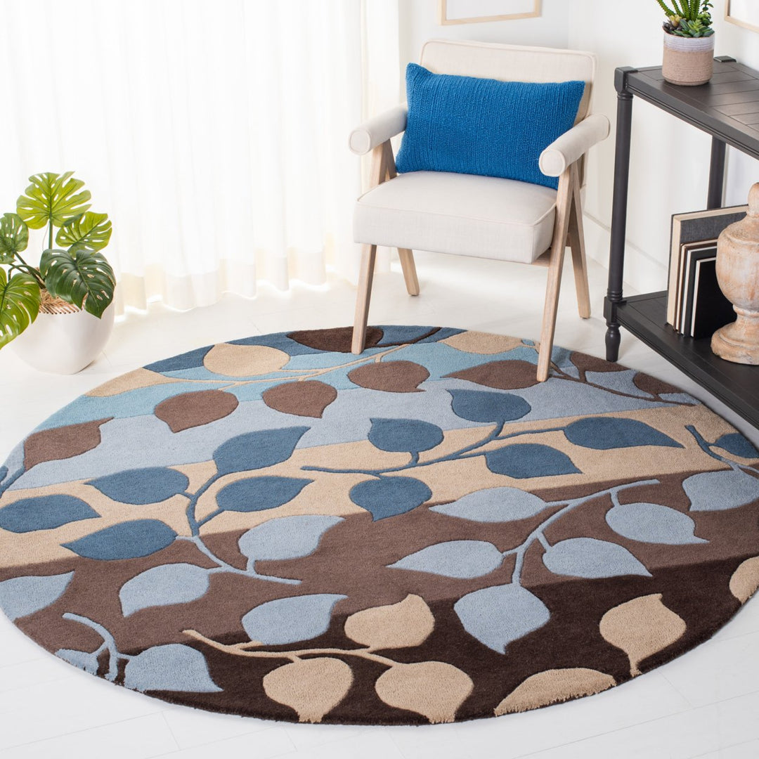 SAFAVIEH Soho Collection SOH785B Handmade Brown/Blue Rug Image 2