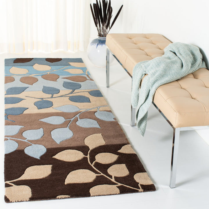 SAFAVIEH Soho Collection SOH785B Handmade Brown/Blue Rug Image 3