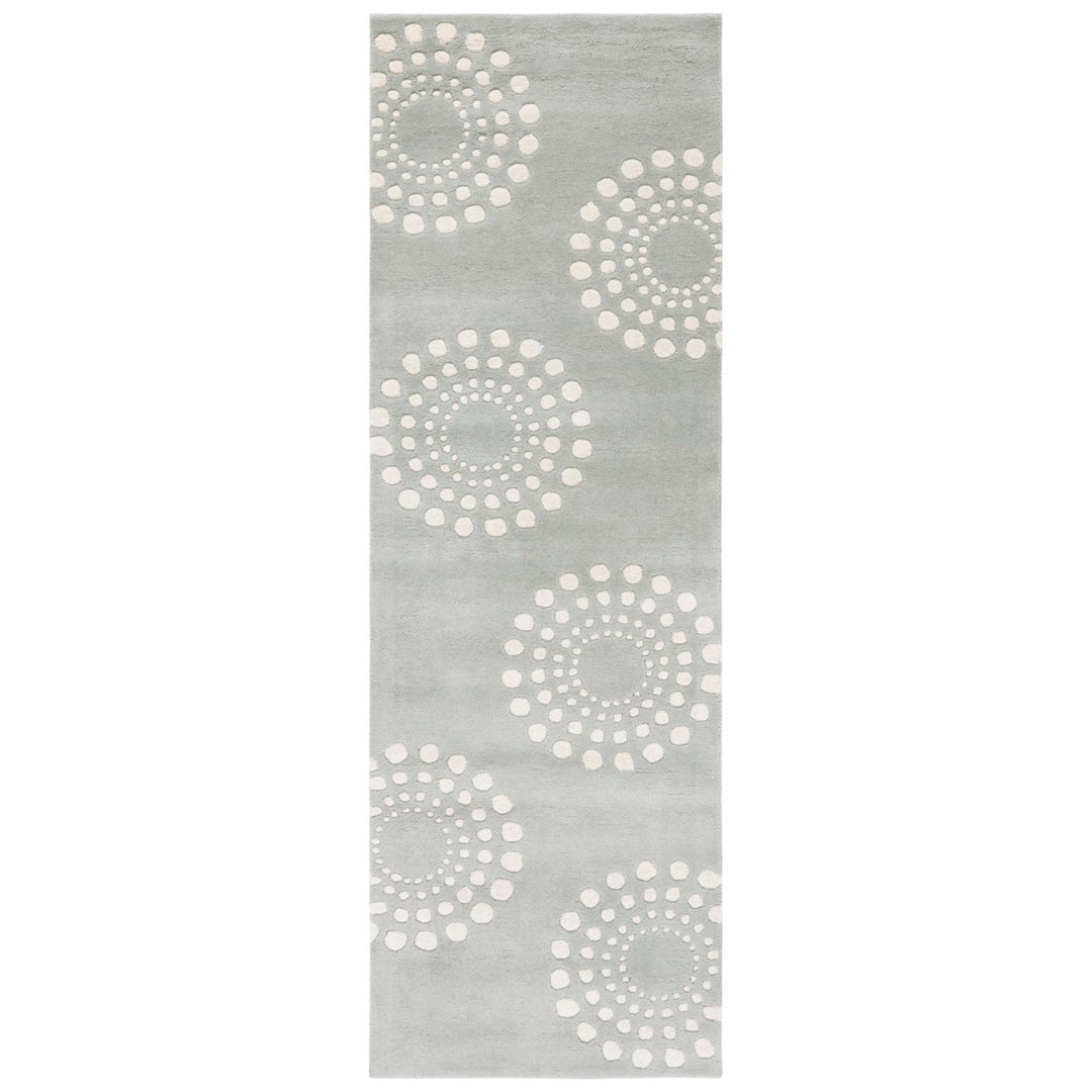 SAFAVIEH Soho Collection SOH788D Handmade Grey/Ivory Rug Image 1