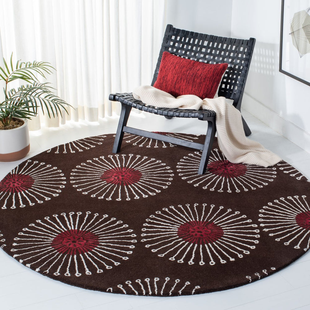 SAFAVIEH Soho SOH821B Handmade Coffee / Brown Rug Image 2