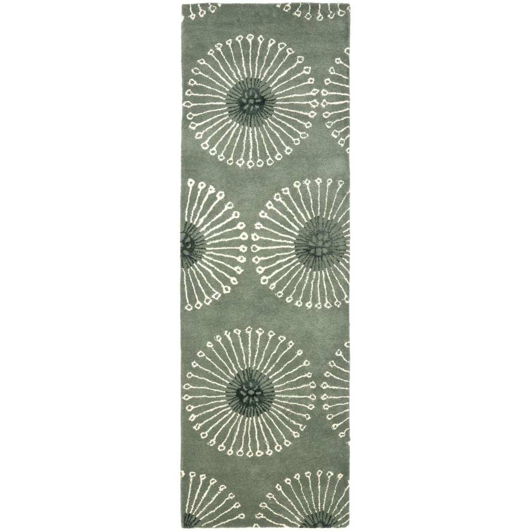 SAFAVIEH Soho Collection SOH821C Handmade Grey/Ivory Rug Image 1