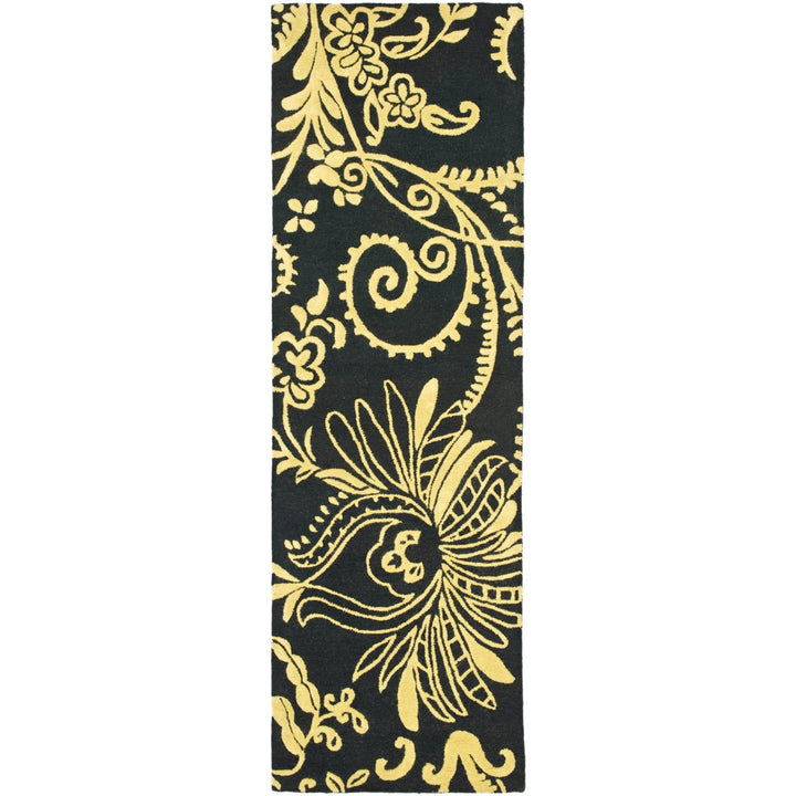 SAFAVIEH Soho SOH832A Handmade Black / Green Rug Image 4