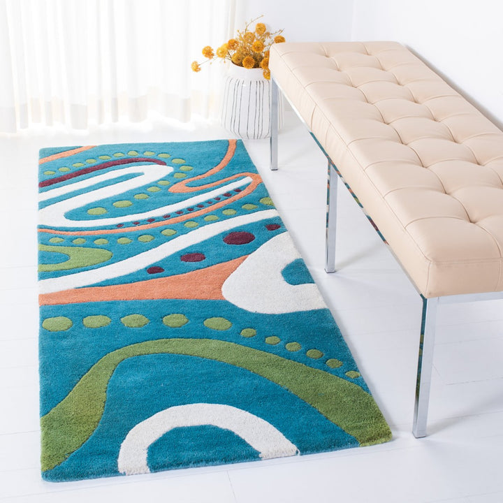 SAFAVIEH Soho Collection SOH856A Handmade Teal/Multi Rug Image 3