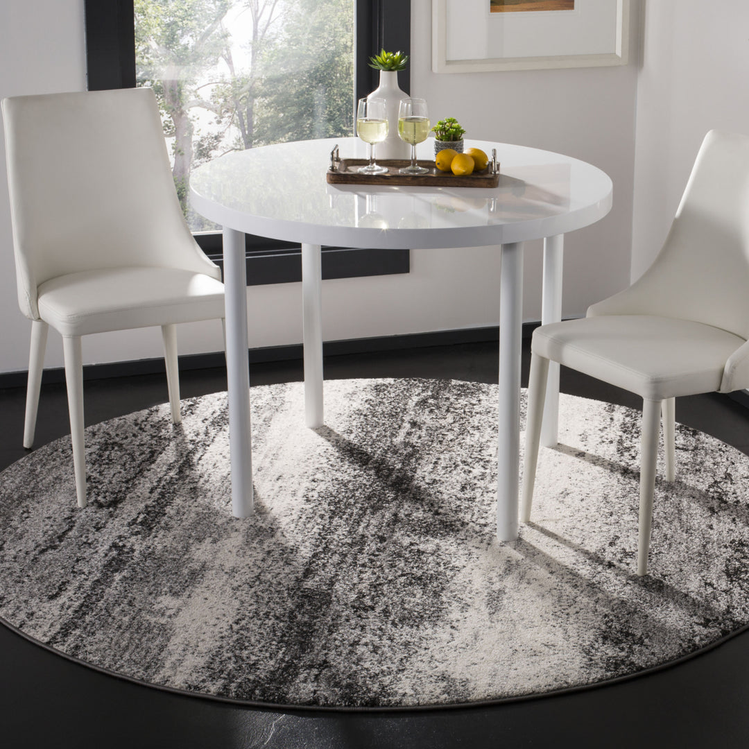 SAFAVIEH Spirit SPR122H Charcoal / Light Grey Rug Image 2