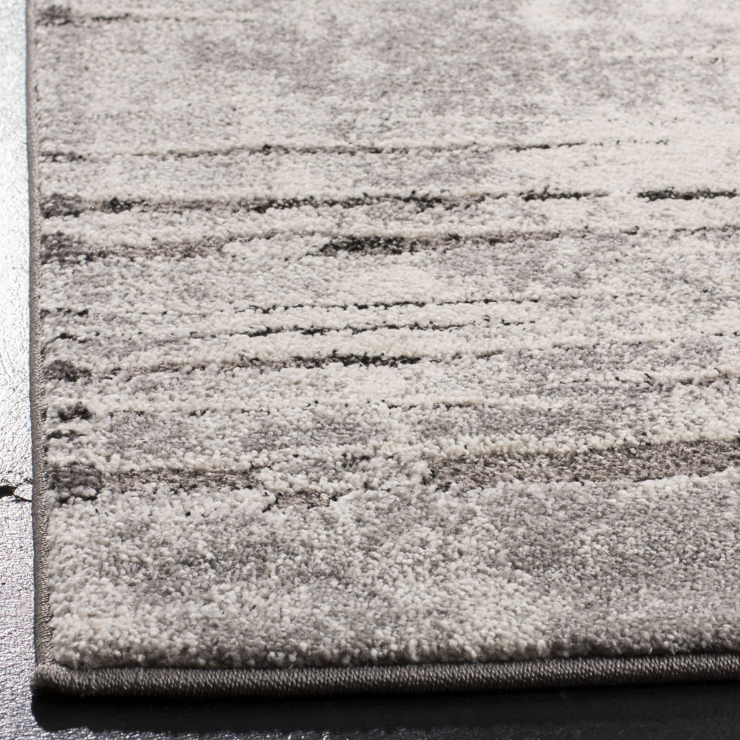 SAFAVIEH Spirit Collection SPR124F Grey/Dark Grey Rug Image 7