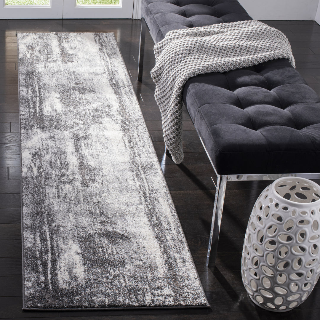 SAFAVIEH Spirit SPR127F Dark Grey / Ivory Rug Image 3