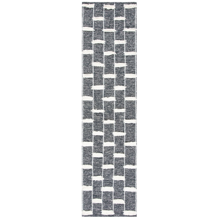 SAFAVIEH Striped Kilim STK508Z Black / Ivory Rug Image 3