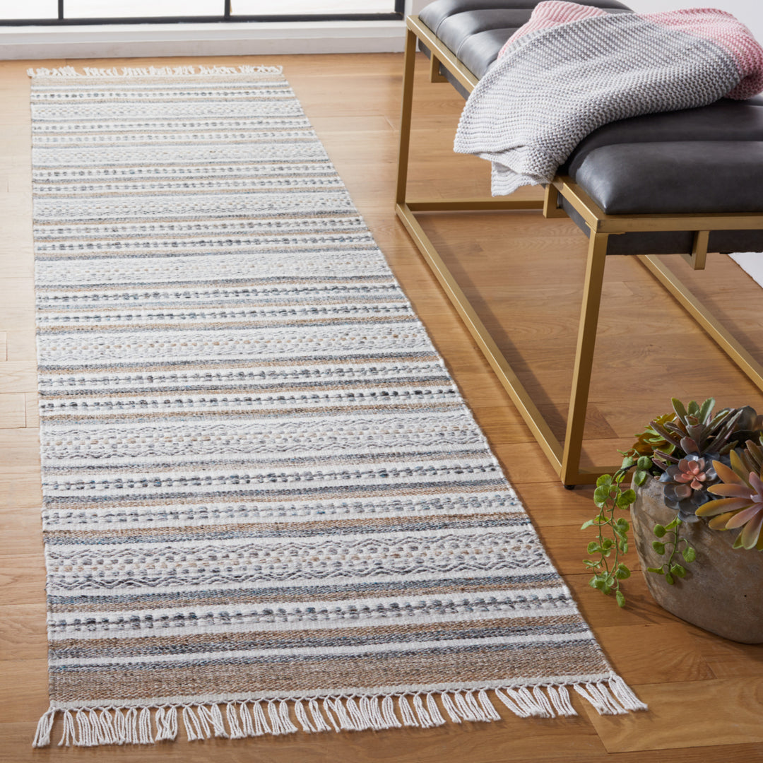 SAFAVIEH Striped Kilim STK106F Handwoven Grey /Ivory Rug Image 2