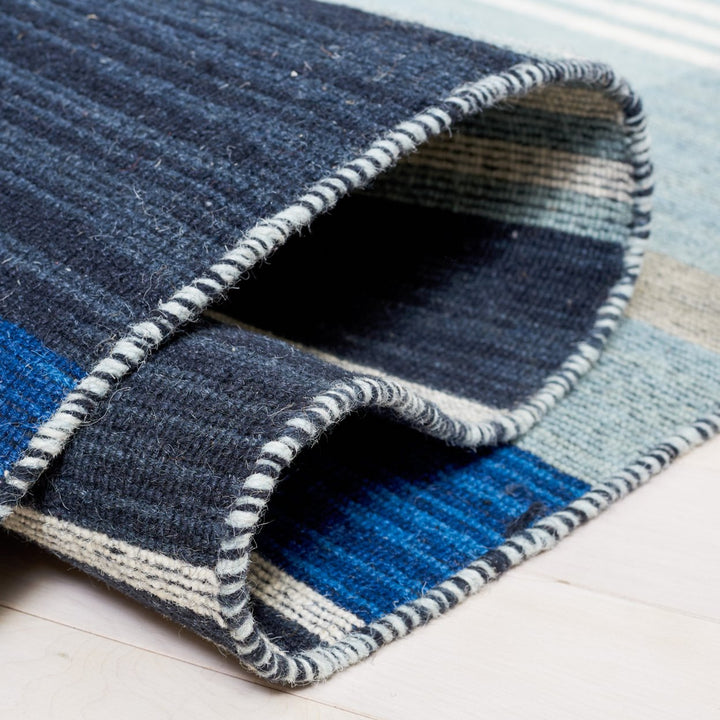 SAFAVIEH Striped Kilim STK703N Navy / Charcoal Rug Image 6