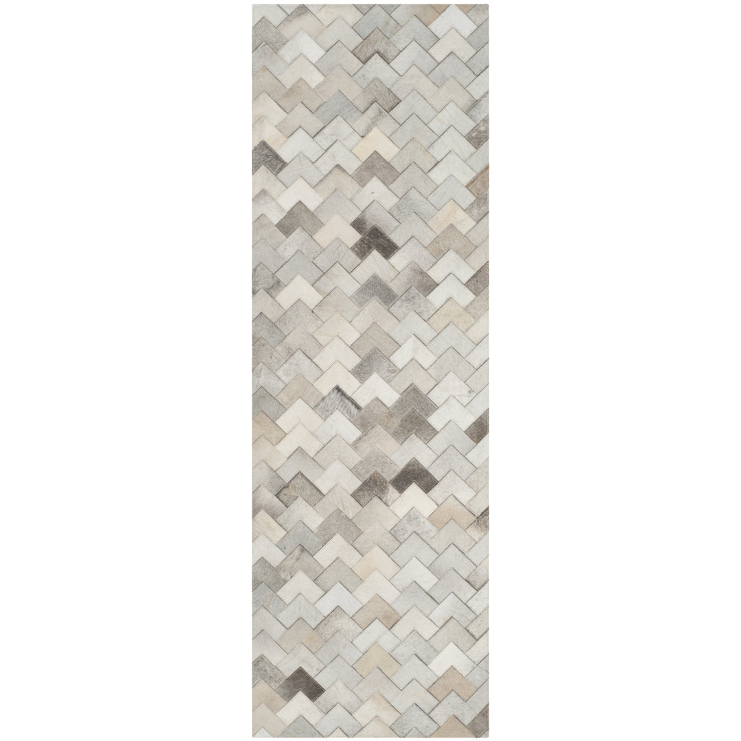 SAFAVIEH Studio Leather STL183A Handwoven Grey Rug Image 3