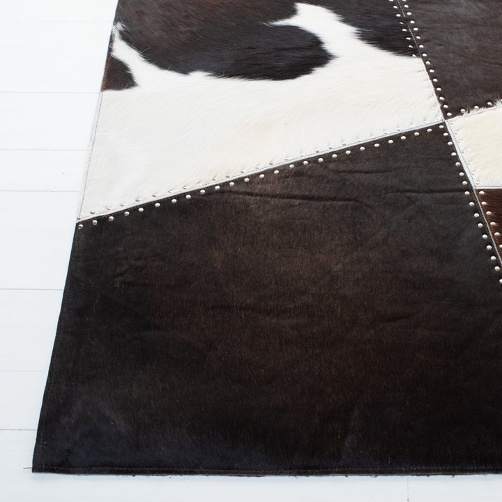 SAFAVIEH Studio Leather STL184T Dark Brown / Ivory Rug Image 4