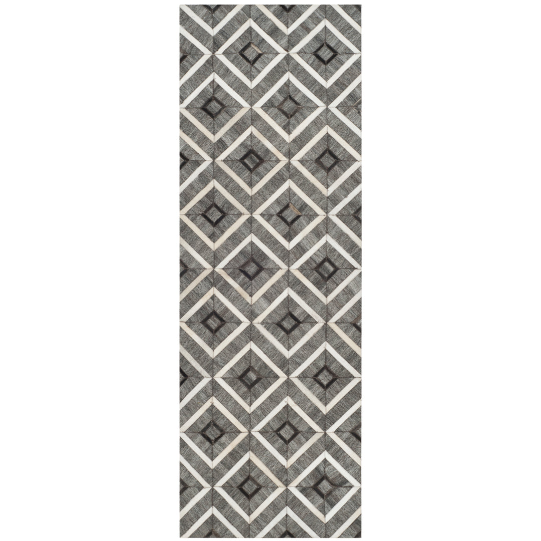 SAFAVIEH Studio Leather STL220A Ivory / Grey Rug Image 3