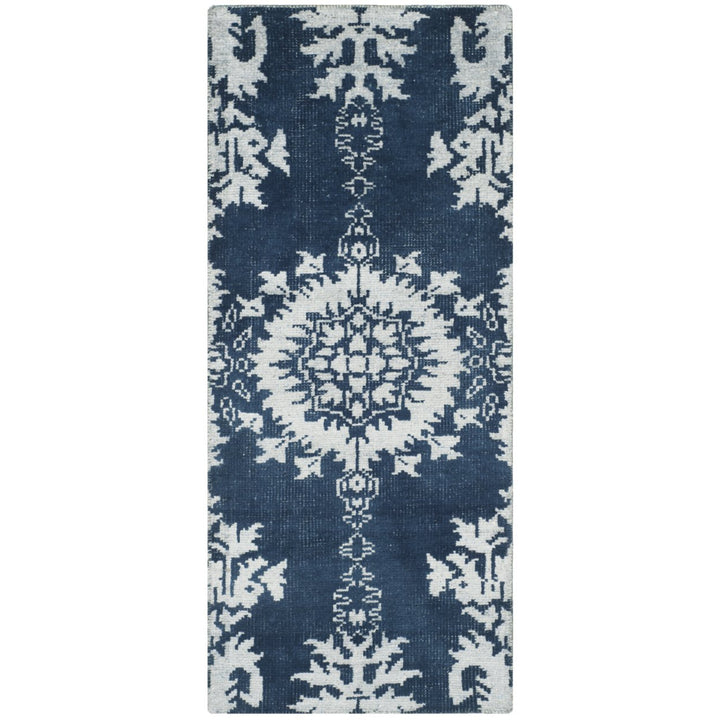 SAFAVIEH Stone Wash STW235B Hand-knotted Indigo Rug Image 1