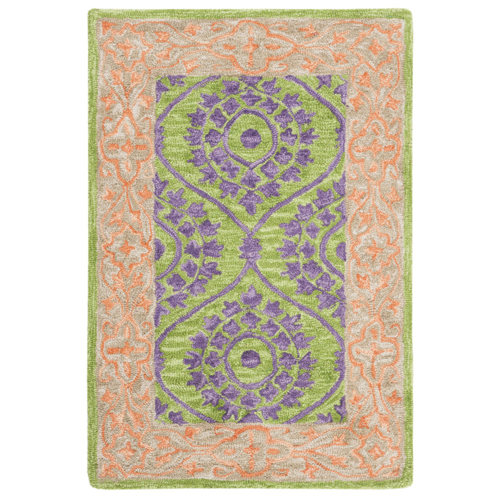 SAFAVIEH Suzani SZN102A Hand-hooked Green / Violet Rug Image 8