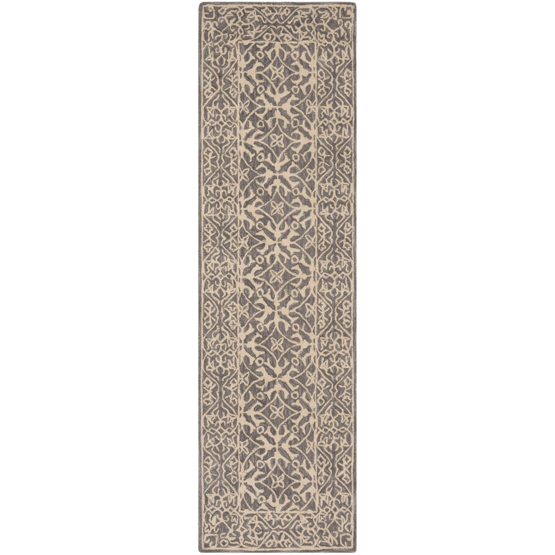 SAFAVIEH Suzani SZN101A Hand-hooked Grey / Beige Rug Image 5