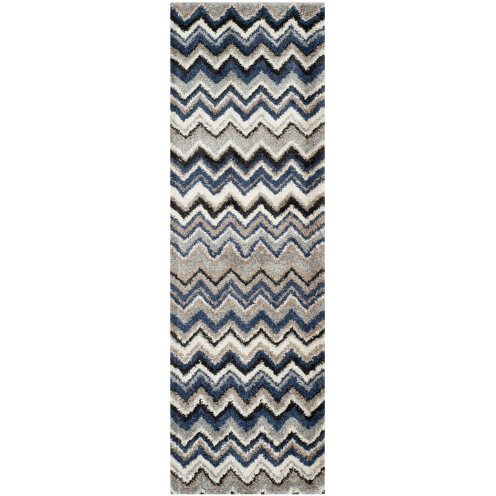 SAFAVIEH Tahoe Collection TAH477D Grey / Light Blue Rug Image 3