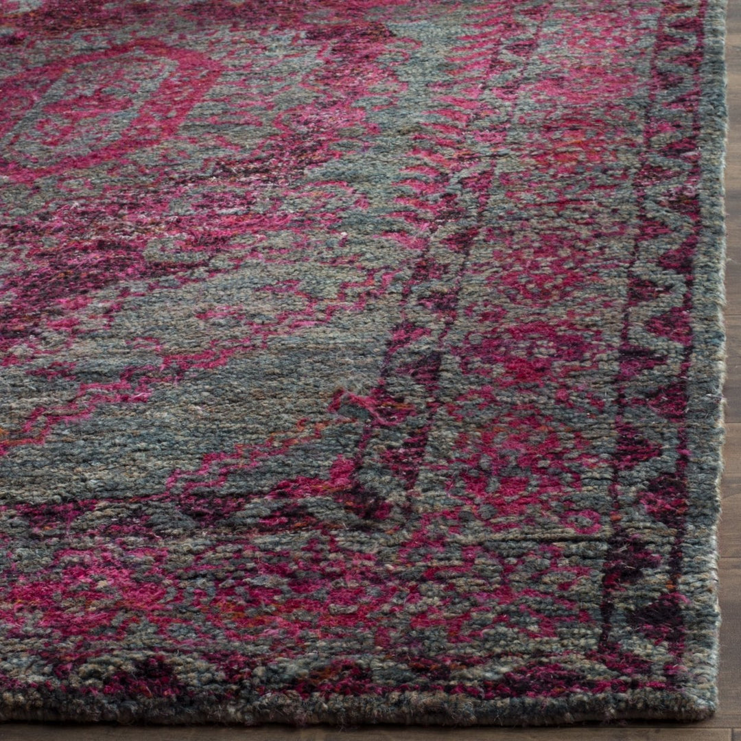 SAFAVIEH Tangier TGR605A Slate Blue / Fuchsia Rug Image 3