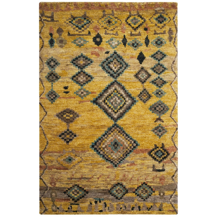 SAFAVIEH Tangier Collection TGR652A Hand-knotted Gold Rug Image 1