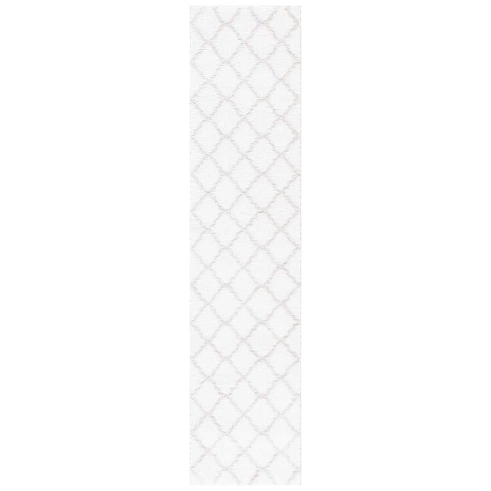 SAFAVIEH Tahoe Shag Collection THO675A White / Silver Rug Image 2