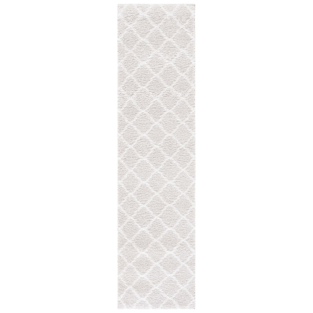 SAFAVIEH Tahoe Shag Collection THO675G Silver / White Rug Image 2