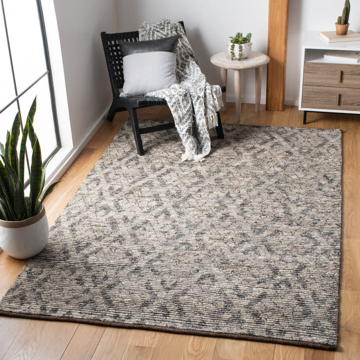 SAFAVIEH Tibetan Collection TIB606F Hand-knotted Grey Rug Image 1