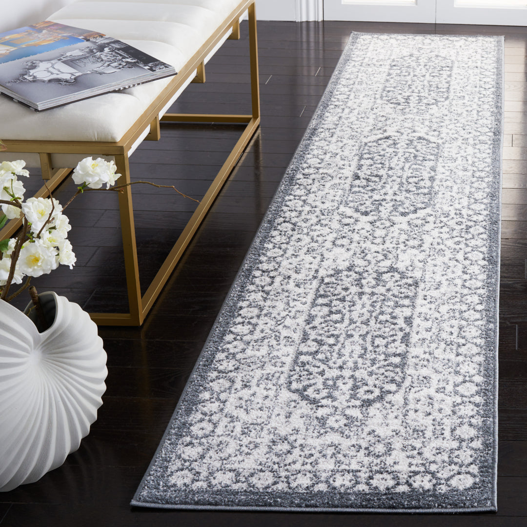 SAFAVIEH Toscana Collection TOS652A Ivory / Dark Grey Rug Image 3