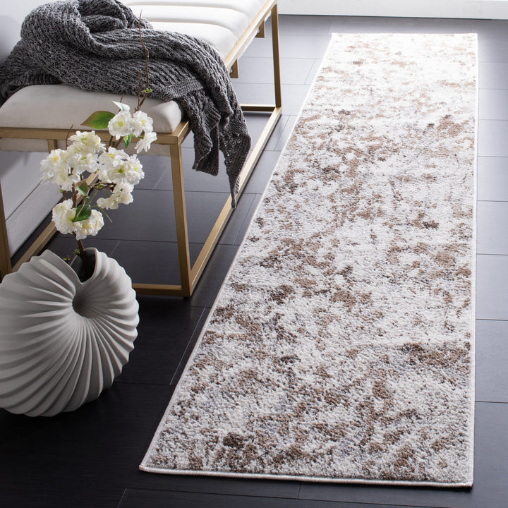 SAFAVIEH Toscana Collection TOS682A Grey / Ivory Rug Image 2