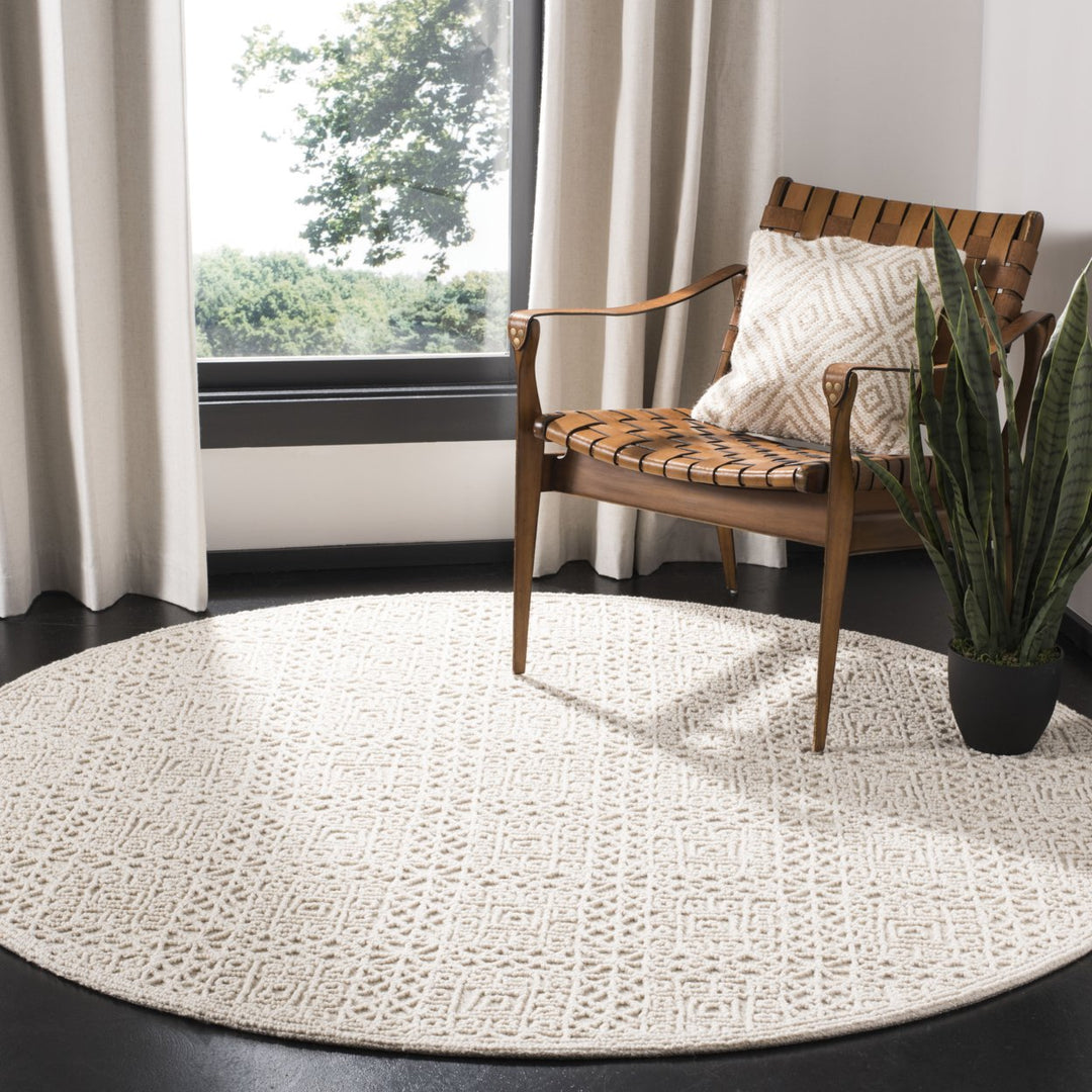 SAFAVIEH Trace TRC255B Handmade Light Beige Rug Image 2