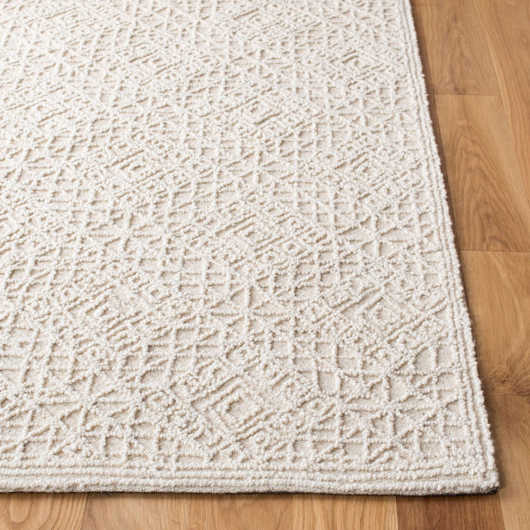 SAFAVIEH Trace TRC255B Handmade Light Beige Rug Image 7