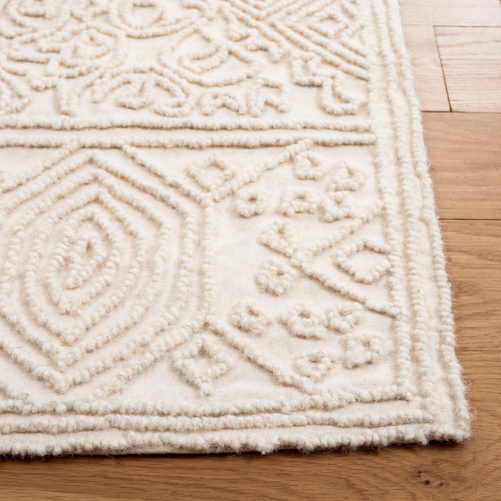 SAFAVIEH Trace Collection TRC401A Handmade Ivory Rug Image 6